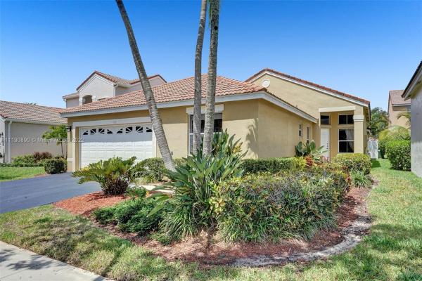 Stanton Lake, 628 Stanton Dr, Weston, Florida 33326, image 1
