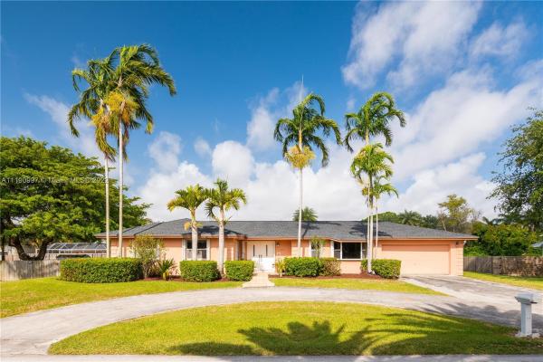 Old Cutler West, 16850 SW 84th Ave, Palmetto Bay, Florida 33157, image 1