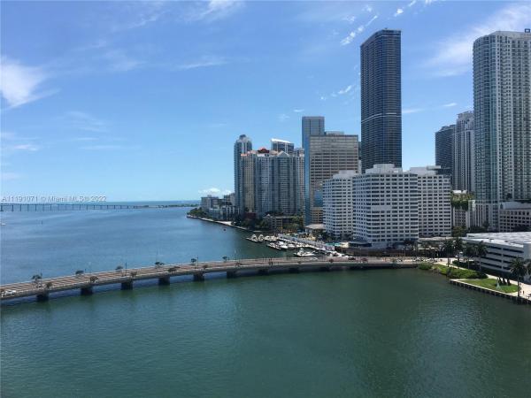 Courvoisier Courts, 701 Brickell Key Blvd #1502, Miami, Florida 33131, image 2