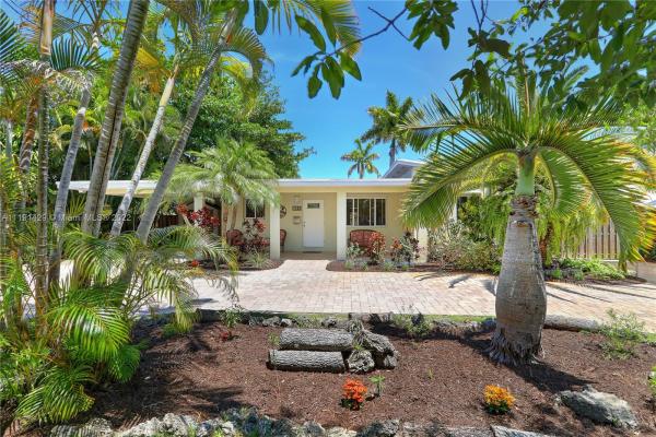 Cocoplum Terrace, 6611 SW 63rd Ave, South Miami, Florida 33143, image 2