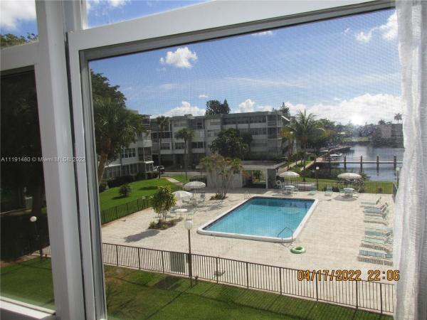 Watergate, 2781 Taft St #305, Hollywood, Florida 33020, image 2