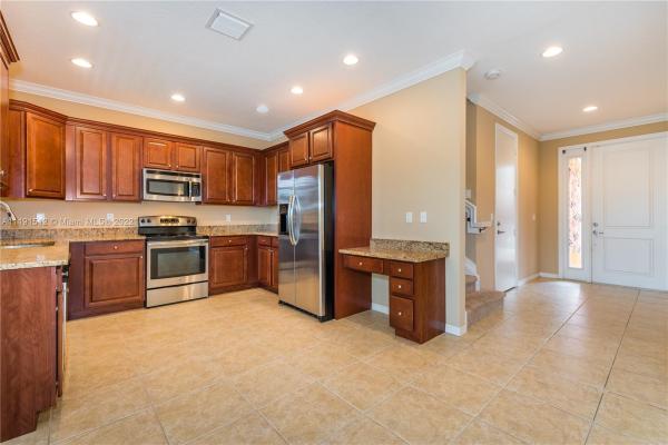 Trevi At The Gardens, 4589 Mediterranean Cir, Palm Beach Gardens, Florida 33418, image 2