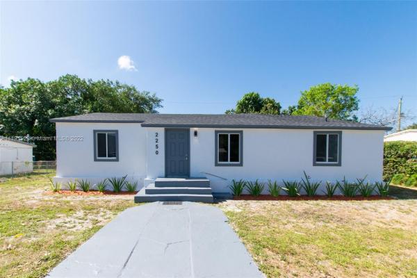 Carolinda Park, 2250 NW 94th St, West Little River, Florida 33147, image 1