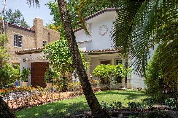 Granada, 411 Alhambra Cir, Coral Gables, Florida 33134, image 2