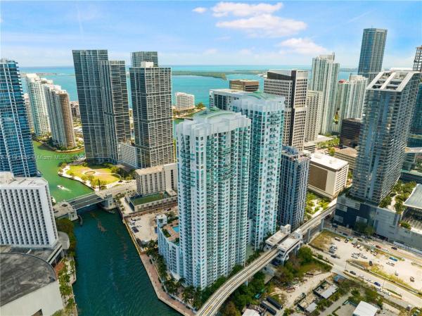 Brickell On The River North Tower, 31 SE 5th St #3917, Miami, Florida 33131, image 2