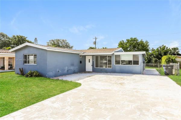 Palm Lane Villa, 6630 Meade St, Hollywood, Florida 33024, image 1