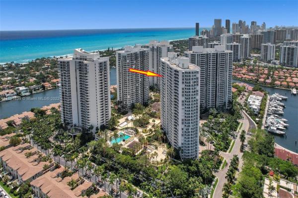 North Tower At The Point, 21205 NE 37th Ave #2801, Aventura, Florida 33180, image 2