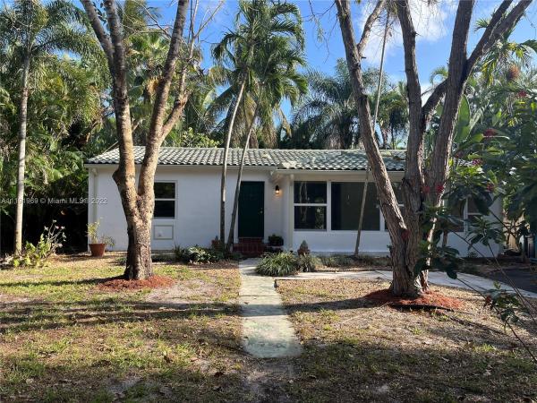 Biscayne Lawn, 1022 NE 114th St, Biscayne Park, Florida 33161, image 1