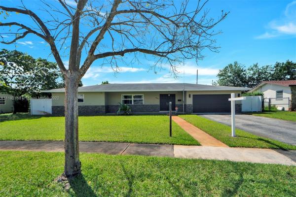 East Plantation Estates, Plantation, Florida 33317, image 1