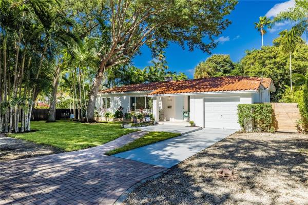 Griffing Biscayne Park Estates, 11370 NE 8th Ave, Biscayne Park, Florida 33161, image 2