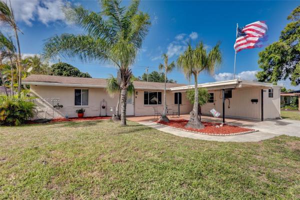 Palm Beach Square, 4421 Empress St, Palm Beach Gardens, Florida 33410, image 2
