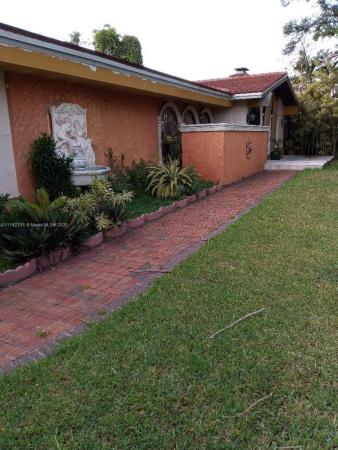 Bird Road Farmsites, 5200 SW 122nd Ave, Kendale Lakes, Florida 33175, image 1