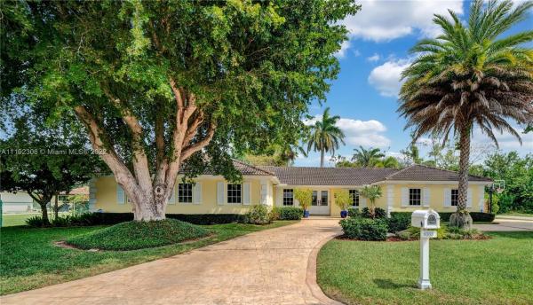 Old Cutler West, 8305 SW 171st St, Palmetto Bay, Florida 33157, image 1