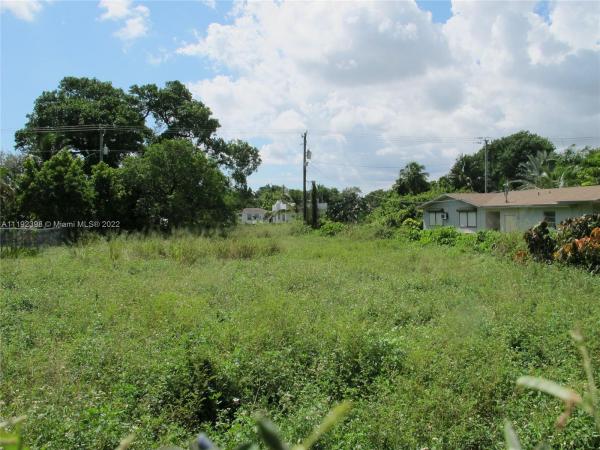 584 NW 91st St, Unincorporated Dade County, Florida 33150, image 1