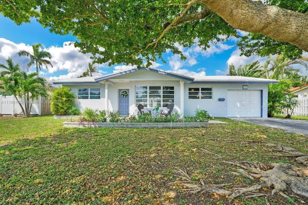 Coral Villas, 5211 NE 26th Ave, Lighthouse Point, Florida 33064, image 1
