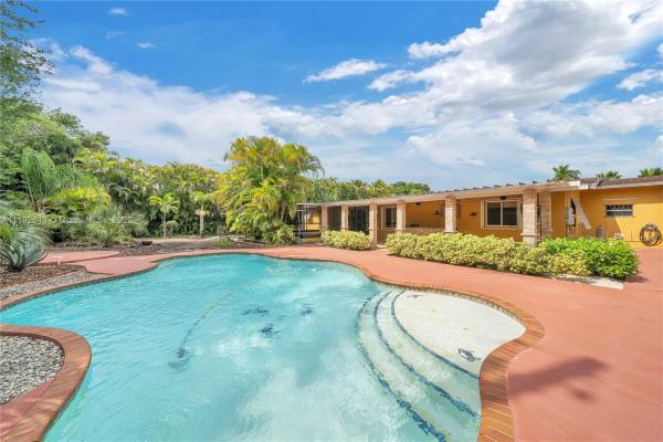 Galloway Glenn Estates, 11845 SW 97th Ave, Kendall, Florida 33176, image 2