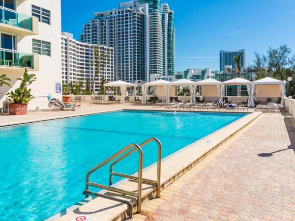 The Residences On Hollywood Beach, 3000 S Ocean Dr #922, Hollywood, Florida 33019, image 1
