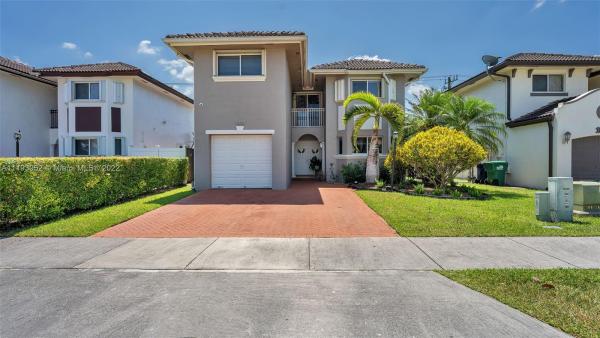 Laguna Ponds, 16681 SW 140th Ave, Richmond West, Florida 33177, image 2