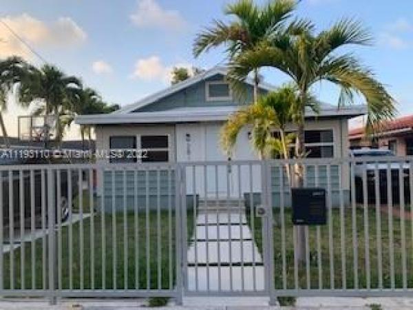Grapeland, 2811 SW 17th St, Miami, Florida 33145, image 2