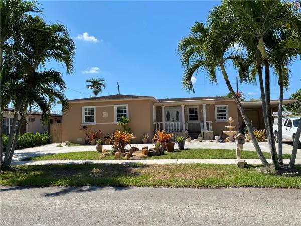 Coral Way Village, 8540 SW 35th Ter, Westchester, Florida 33155, image 2