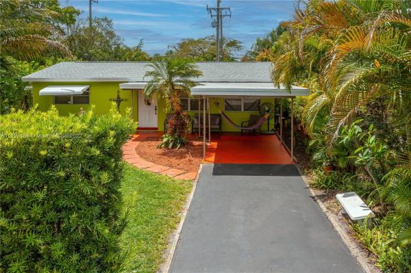 Breezyway Manor, 3616 SW 14th St, Fort Lauderdale, Florida 33312, image 1