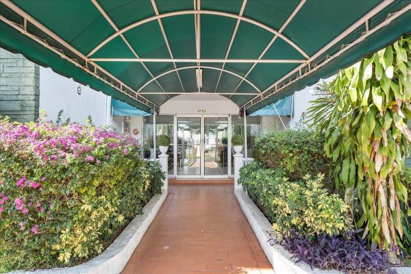 Castle Gardens, 4751 NW 21st St #514, Fort Lauderdale, Florida 33313, image 1