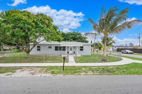 Golden Highland Estates, 2830 NW 156th St, Miami Gardens, Florida 33054, image 2