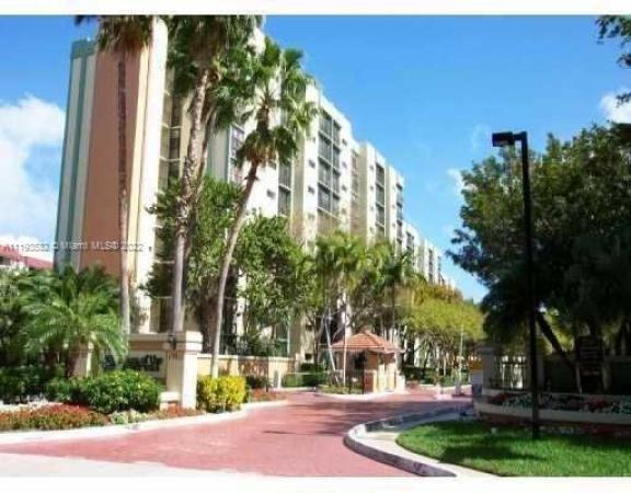 Plaza Of The Americas, 16909 N Bay Rd #601, Sunny Isles Beach, Florida 33160, image 2