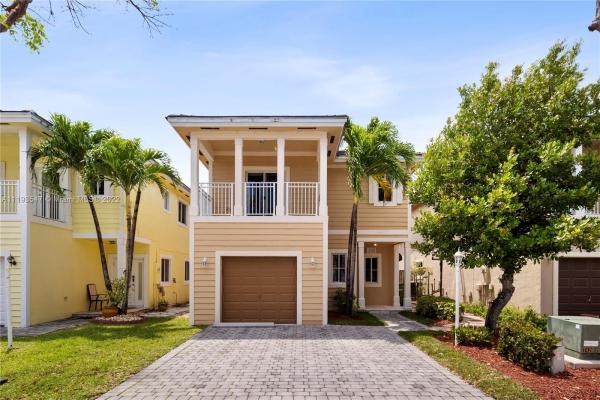 Emilios Place At Oasis, 376 NE 35th Ter, Homestead, Florida 33033, image 1