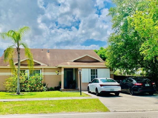 California Hills, 11528 SW 142nd Ave, The Hammocks, Florida 33186, image 1