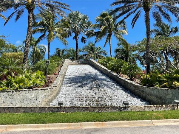 Lighthouse Pointe At Baywinds, 2394 Windjammer Way, West Palm Beach, Florida 33411, image 1