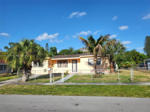 Lake Lucerne, 20421 NW 20 Ct #, Miami Gardens, Florida 33056, image 2