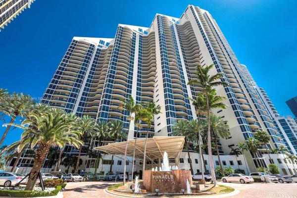 The Pinnacle, 17555 Collins Ave #704, Sunny Isles Beach, Florida 33160, image 1