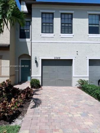 Preston Square, 2349 Byron St #2349, Palm Springs, Florida 33406, image 1