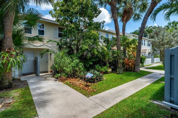 Edgewater Townhomes, 1901 NE 15th Ave #1901, Fort Lauderdale, Florida 33305, image 1