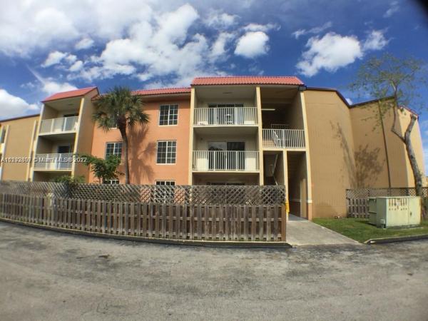 Doral Gardens 2, 5201 Geneva Way #208, Doral, Florida 33166, image 2