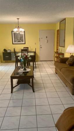 Lake Park, 940 NE 199th St #110, Ives Estates, Florida 33179, image 1