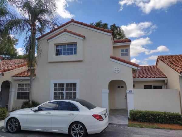 Village Homes At Country Isles, 1430 Cottonwood Cir, Weston, Florida 33326, image 1