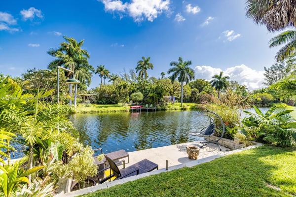 11815 W Biscayne Canal Rd, Unincorporated Dade County, Florida 33161, image 2