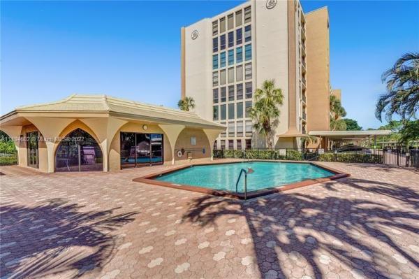 Hillsboro Landings 2, 1627 NE Riverview Rd #615, Deerfield Beach, Florida 33441, image 1
