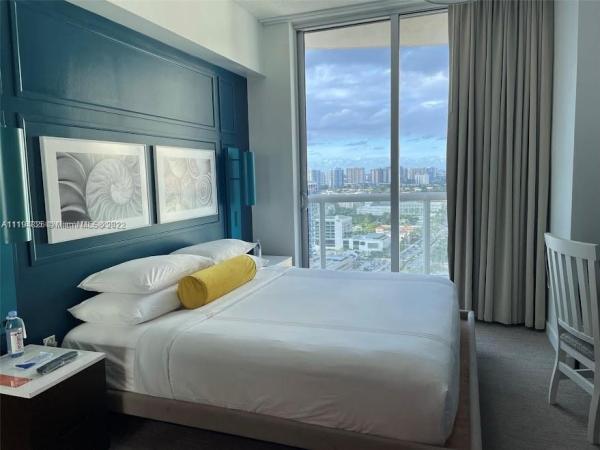 Sole On The Ocean, 17315 Collins Ave #607, Sunny Isles Beach, Florida 33160, image 2