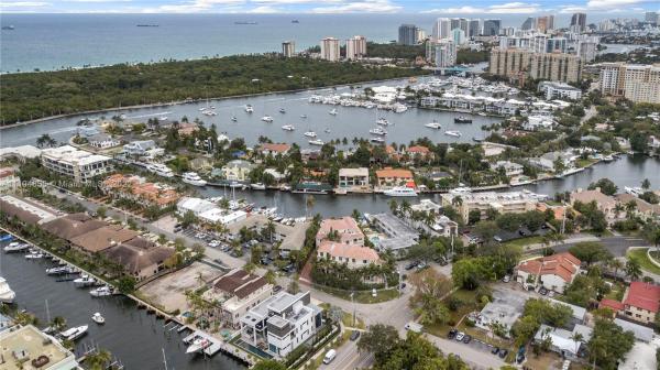 Grandeur, 1372 Bayview Dr, Fort Lauderdale, Florida 33304, image 1