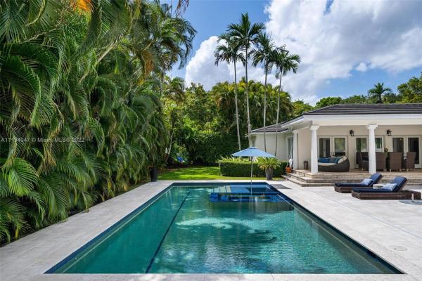 Coral Gables Country Club, 920 Andres Ave, Coral Gables, Florida 33134, image 1