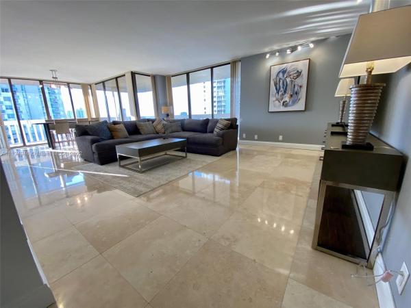 Turnberry Towers, 19355 Turnberry Way #11D, Aventura, Florida 33180, image 2