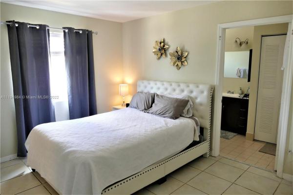 Gaso, 1627 NW 18th St #201, Miami, Florida 33125, image 1