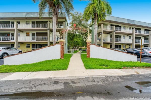 Paradise By The Sea, 300 Layne Blvd #114, Hallandale Beach, Florida 33009, image 1