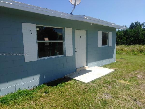 Fort Pierce Residential, 1304 16th N Ct, Fort Pierce, Florida 34950, image 2