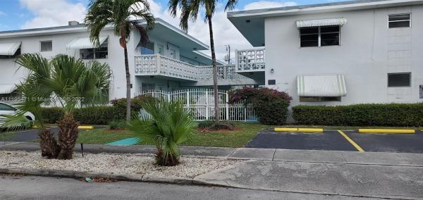 1715 Wiley St #17, Hallandale Beach, Florida 33020, image 2