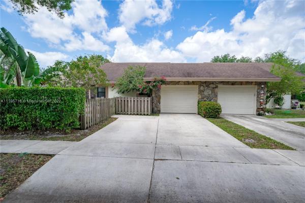 Patios In The Park, 221 NW 65th Ave, Plantation, Florida 33317, image 1