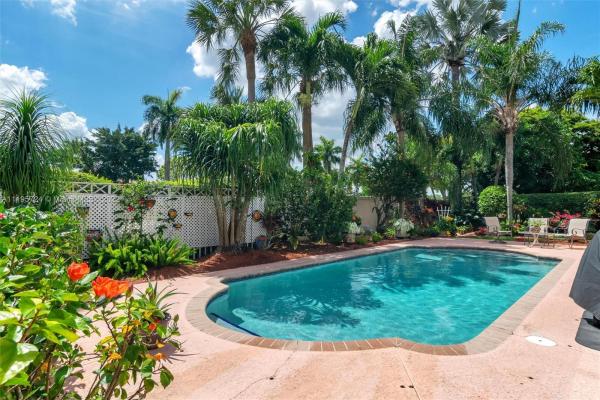Angel Cove At Pembroke Shores, 373 SW 161st Ave, Pembroke Pines, Florida 33027, image 1